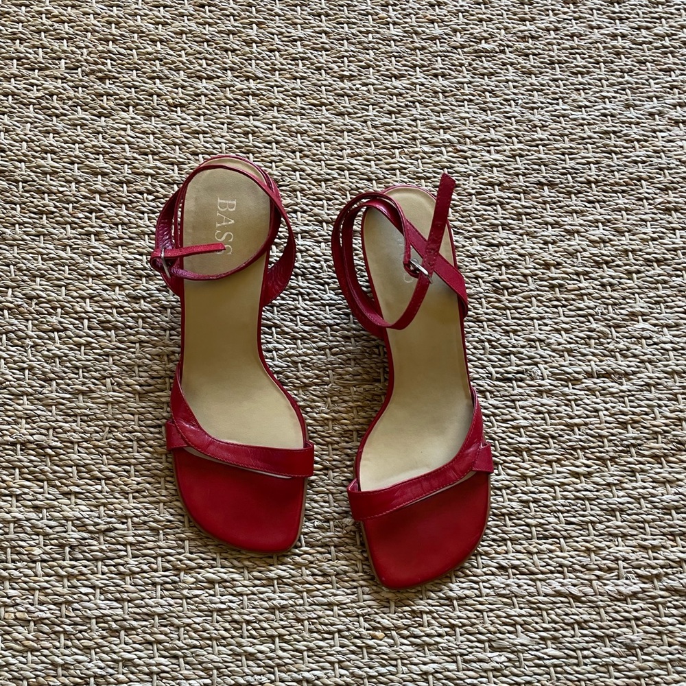 Vintage Bass leather strappy wedges